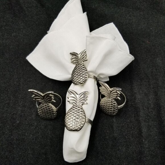 Pineapple Welcome Napkin Rings Silver Set of 4 New Home Housewarming Gift - Picture 2 of 6